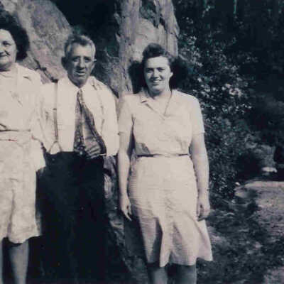 Mabel, Martin, Kathleen Athear