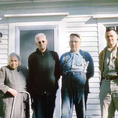 1962 - Bertha Wade Hemeon, Robert Hemeon, Charles Hemeon, Fred Dodd