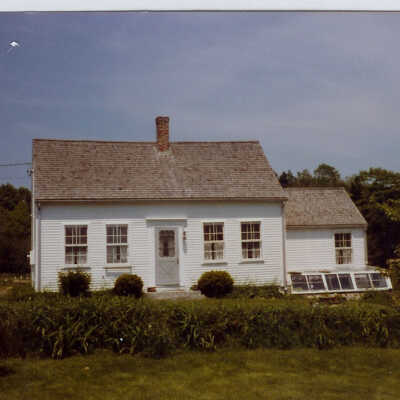 8 Lively Lane