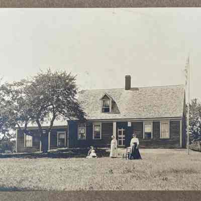Photograph of the Decrow House, next to the Beach Church circa 1896