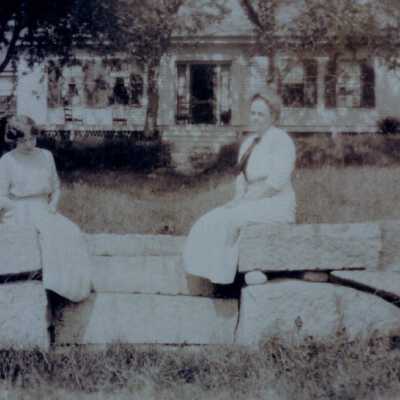 Grace Crehore, Julia C. Pillsbury 1913