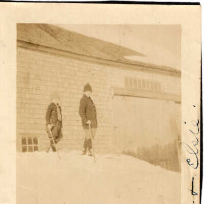 Evelyn & Elsie Hardy
