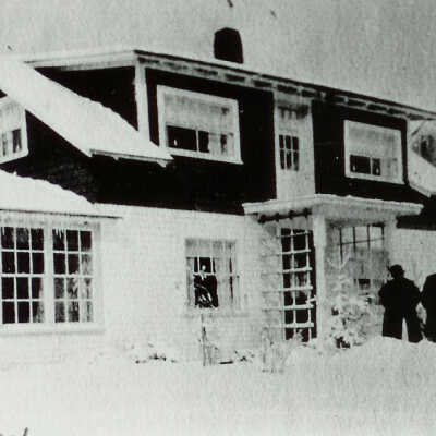438 Camden Rd.