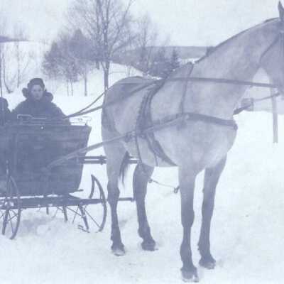 Howard Alexander, Estella Crehore