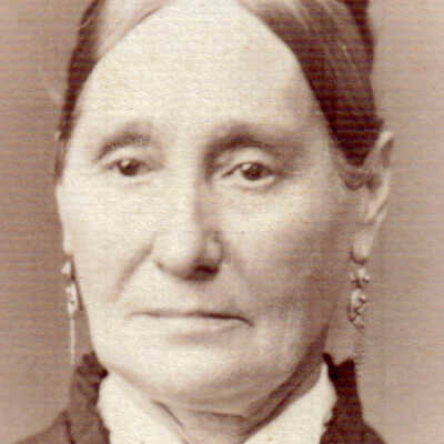 Lovett, Alma