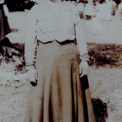 Lydia Hills