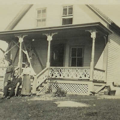 Ernest Young house 263 Youngtown Rd. (gone)