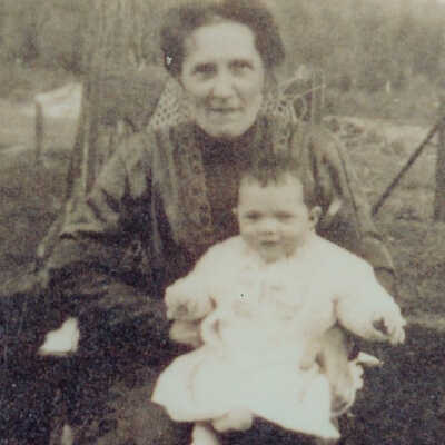 Winnie Lamb and Lula