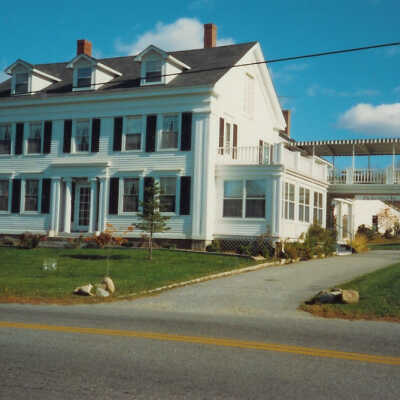 Youngtown Inn