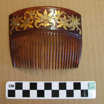 Comb