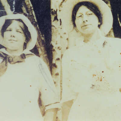 Marion Gould, Gertrude Knight