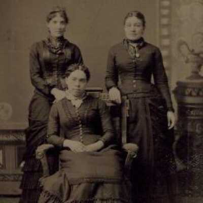 Lovett family members and friends