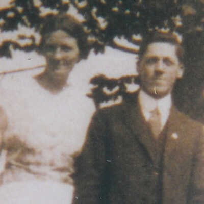 Stanley & Gertrude Hills