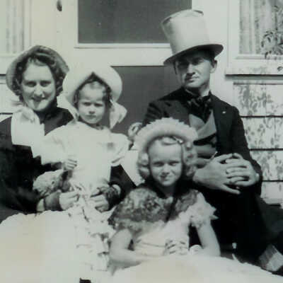 Bernard Knight family
