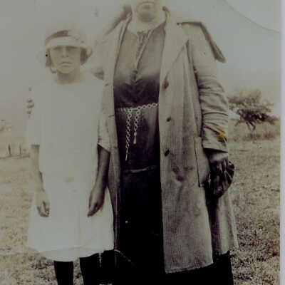 Phoebe, Lizzie Gould