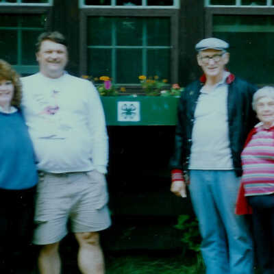 Rich,Nanone,John,Lorena Knight