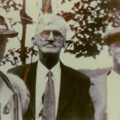 Jennie,Everett,Stanley Hills