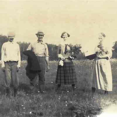Bradford, Winfoeld, Ellen & Blanche Young