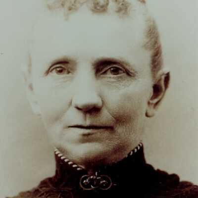 Julia Heal Hutchings