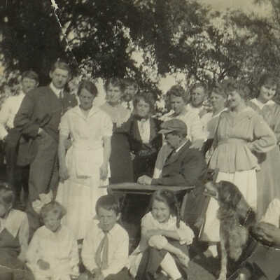 Young family 1918