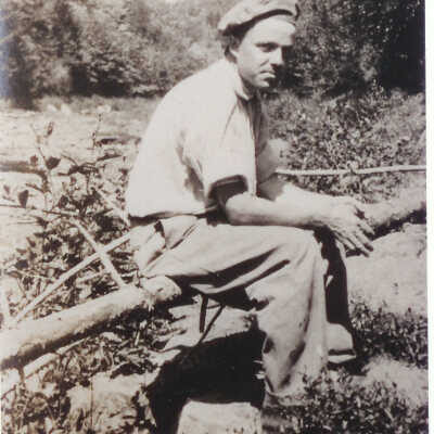 R. W. H. "Bo" Leavitt