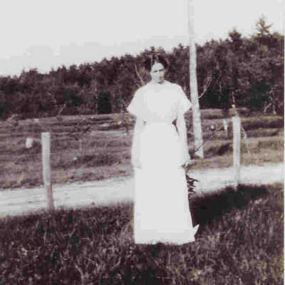 Geneva Richards 1915