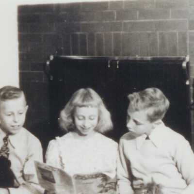 James,Mary,Herbert Dean