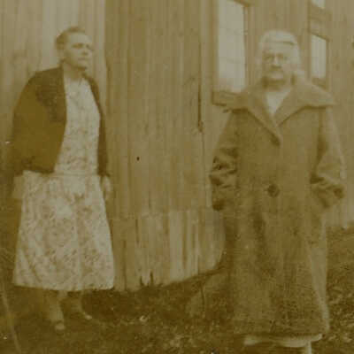Alice Dickey, Clara McKinney