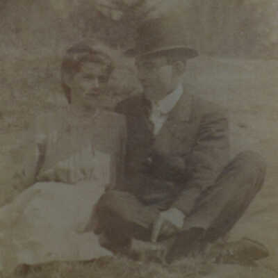 Corinne Thomas, Harry Hunter