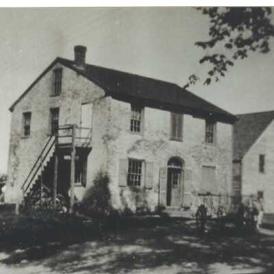 Howe's Store