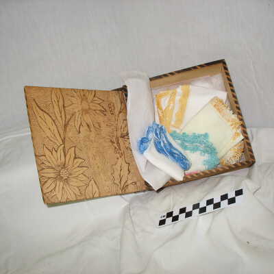 Box, Handkerchief