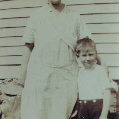 Kitty Bullock, son Arthur