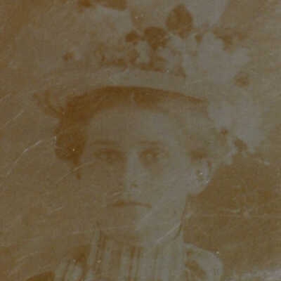 Corrine Hunter