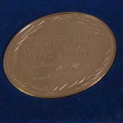 Plaque
