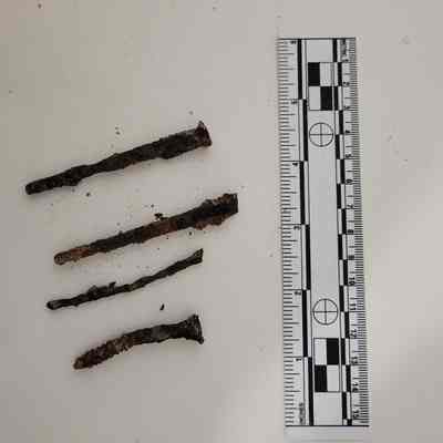 3 nails 1screw