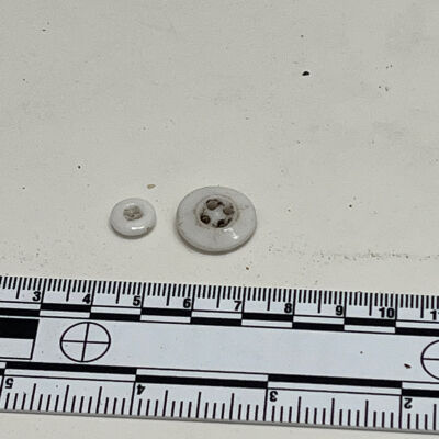 Porcelain buttons SE Tenailles 8/24/76