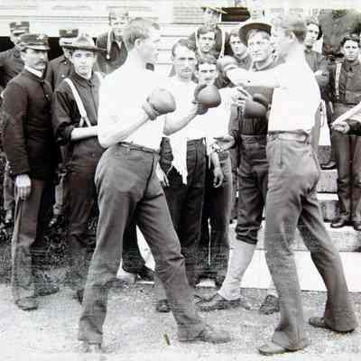 Boxing match outside