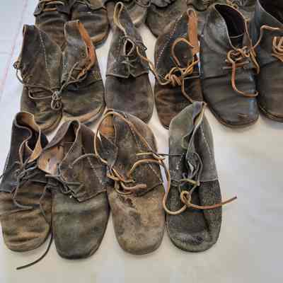Shoes 8 pair