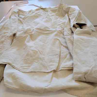 White shirt (5)