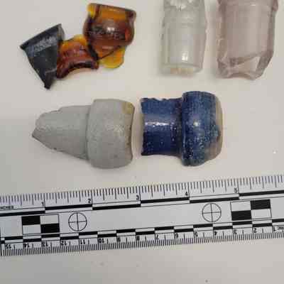 Glass/ceramic bottle tops