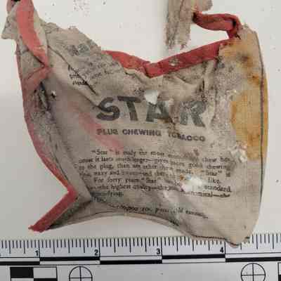 Tobacco pouch