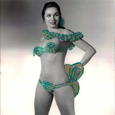 Photo - Danielle Dao Tien, Nude - drawn costume