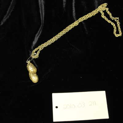 Costume - Jewelry - necklace-gold-peanut pendant 1.5 long