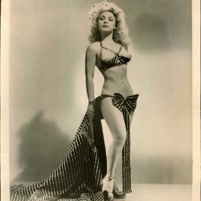 Photo - Mitzi Sinclair, B&W, Bruno watermark