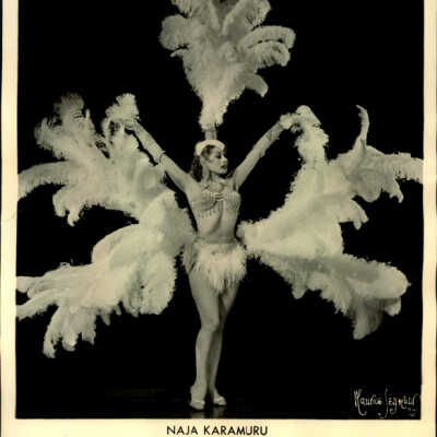 Photo - Naja Karamuru B&W. Featured costumes Maurice Seymour watermark