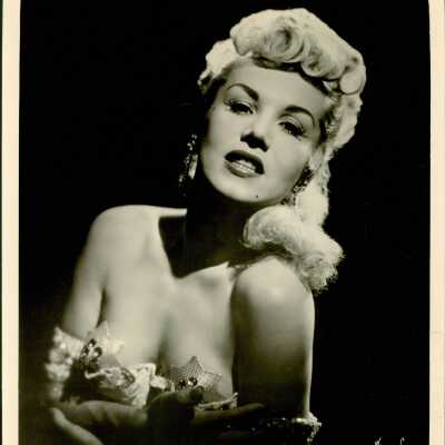 Photo - B+W La Savona " International Dancing Star"