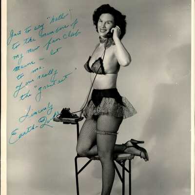 Photo - Eartha Quake- B+W Singed to Fan Club Member