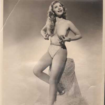 Photo - B+W Justa Dream " The Out of This World Girl" Pasties + Panties