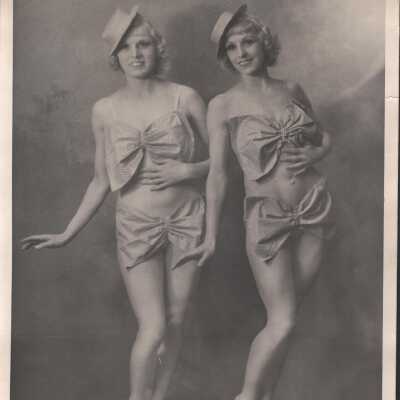 Photo - Unknown pair female performers in matching costumes