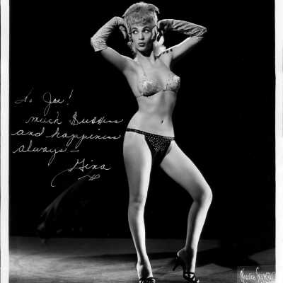 Photo - " Gina" The Toast Of Venice, Signed to "Joe"